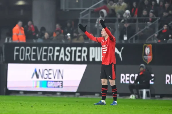 Adrien Truffert n&rsquo;ira pas à Marseille