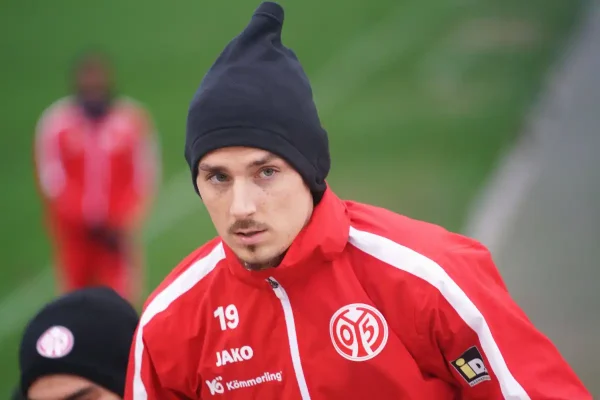 Ligue 1 en émoi: Anthony Caci, le come-back surprise?