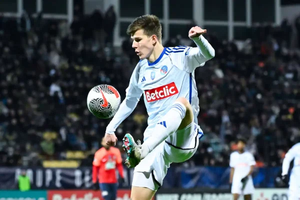 Eduard Sobol en crise à Strasbourg : Découvrez sa prochaine destination!