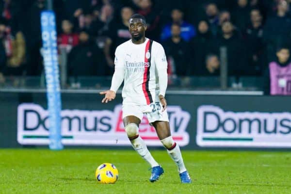 Milan AC : Fikayo Tomori a deux nouvelles pistes en Angleterre