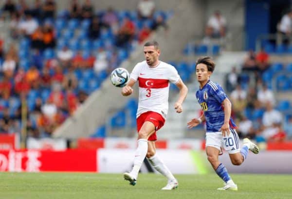 Naples : un international turc pour renforcer la défense ?