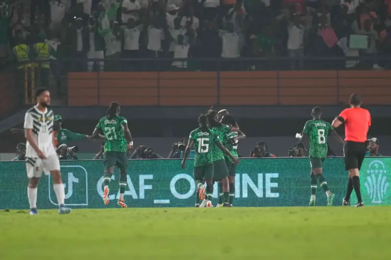 Nigéria bat le Cameroun 2-0 et file en quart
