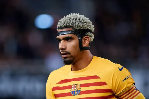 L’offre monumental du Bayern pour Ronald Araujo