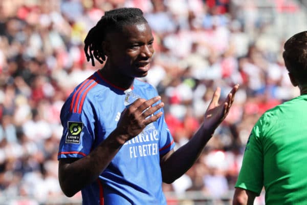 Officiel : Skelly Alvero quitte Lyon en prêt – les détails