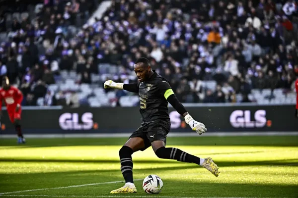 L'aventure de Steve Mandanda à Rennes va se prolonger