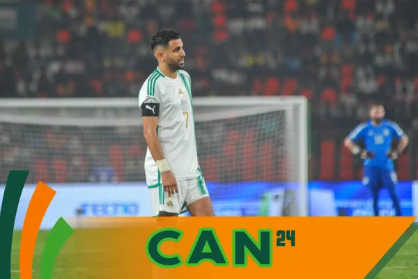 Riyad Marhez et l'Algérie se font déjà reprendre dans les médias © IMAGO