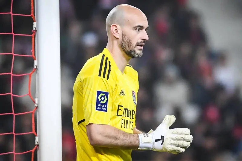 Rémy Riou quitte l'OL et pourrait s'engager au Paris FC