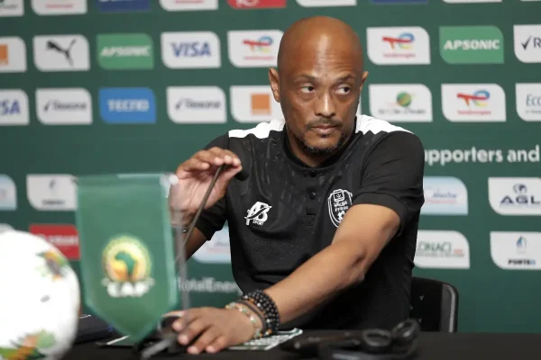 Ce sélectionneur fait un appel du pied pour la sélection algérienne