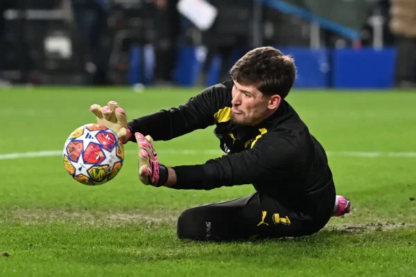 PSG : Pourquoi Kobel pourrait être le n°1 demain?