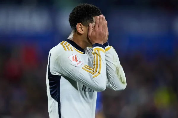 Jude Bellingham traite un adversaire de « viole*r » ?