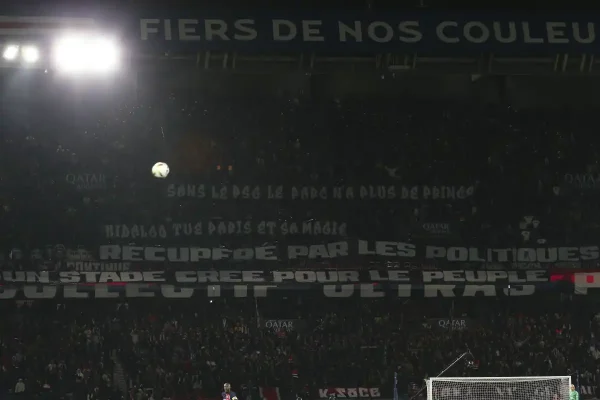 PSG: Anne Hidalgo dans le viseur des Ultras parisiens