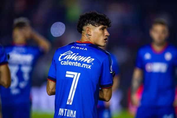 Naples se lance sur la trace d&rsquo;un international mexicain