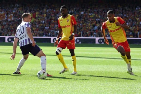 Lens : Le milieu de terrain pillé par la Premier League ?