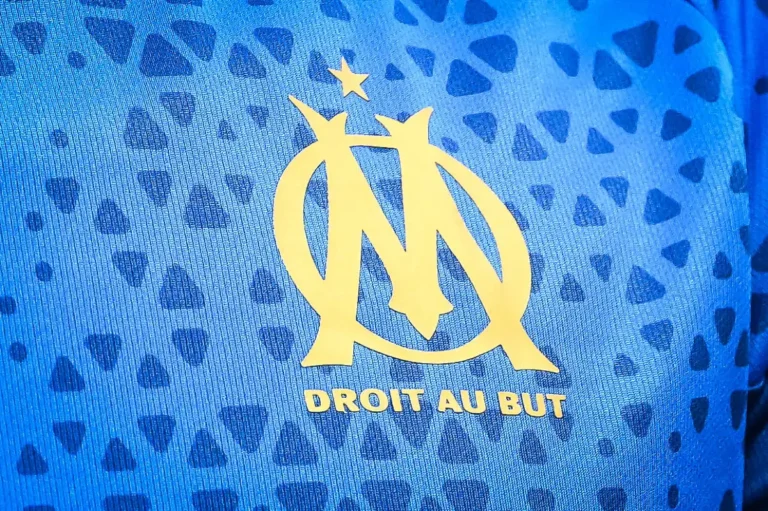 L'Om à fond sur un jeune crack malien