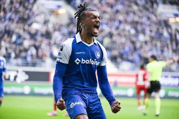 Chelsea et West Ham surveillent Archie Brown