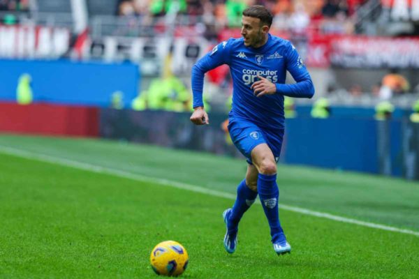 Naples : un international albanais pour renforcer la défense ?