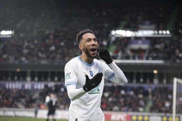 Aubameyang terrifie Marcelino