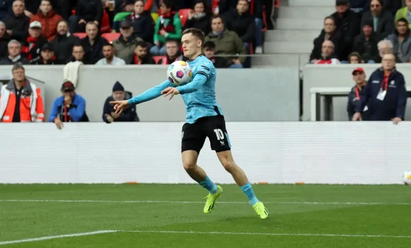 Bayer Leverkusen: Courtisé de toute part, Florian Witz n’a aucune intention de quitter le club
