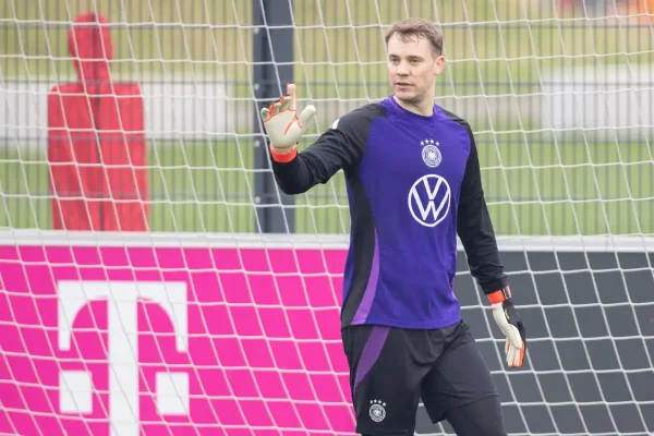 Manuel Neuer forfait pour les deux matchs amicaux de l'Allemagne
