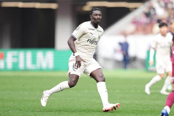 Japon : la nouvelle vie de Bafétimbi Gomis au Kawasaki Frontale