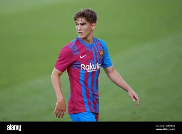 Le PSG ne lâche pas Gavi