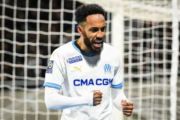 Aubameyang loué par Jean-Louis Gasset