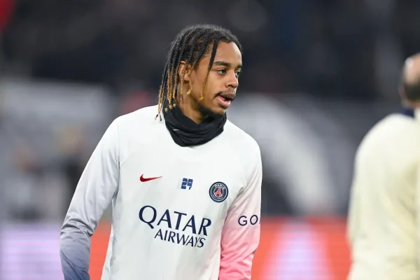 Bradley Barcola loué par Luis Enrique