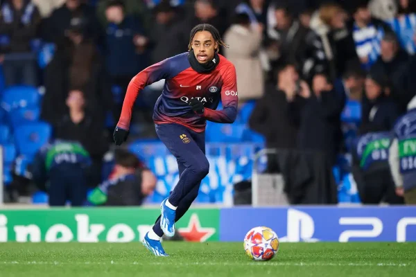 Bradley Barcola provocateur envers l'OL