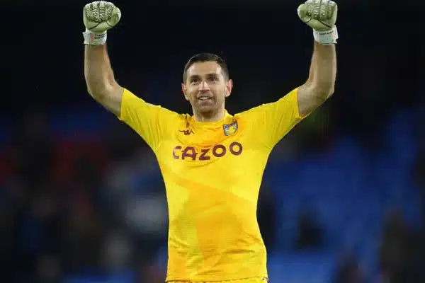 Aston Villa: Emiliano Martinez veut à tout prix aller aux JO