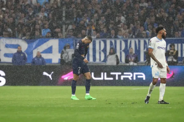 OM-PSG: Aucun tir cadré, 12 ballons perdus, les statistiques hallucinantes de Kylian Mbappé