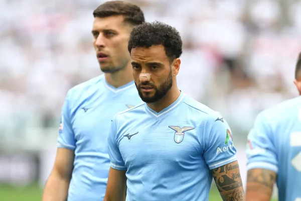 Lazio: Désireux de partir, Luis Alberto se fait recadrer par son président