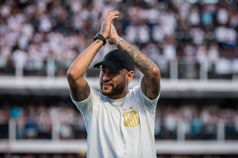 Neyamar annonce son retour à Santos en 2025