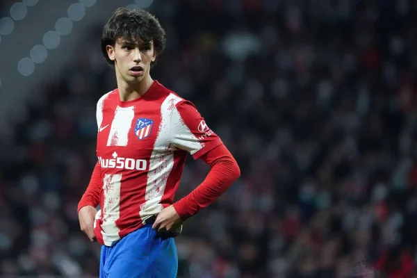 Le sale coup de Manchester United au Barça pour Joao Félix