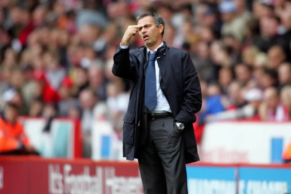 Manchester United a snobé José Mourinho