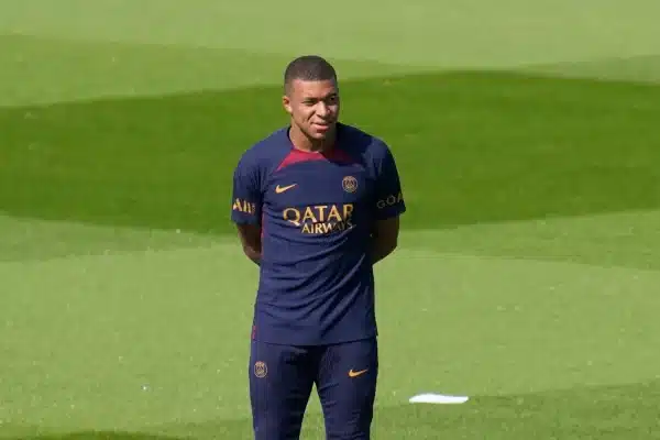 Le PSG n’a pas versé le salaire du mois d’Avril à Kylian Mbappé