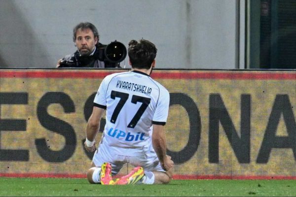 Accord trouvé entre le PSG et Khvicha Kvaratskhelia