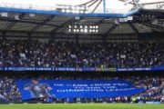 Image : Le PSG subit un tacle au Stamford Bridge