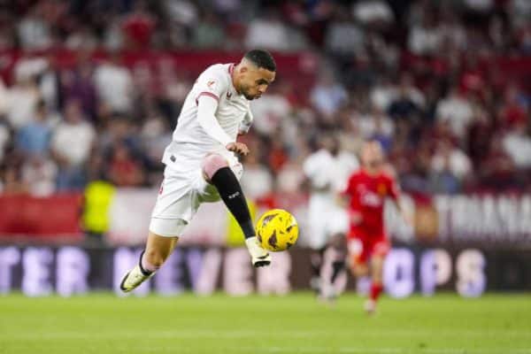 Aston Villa se penche sur un buteur marocain