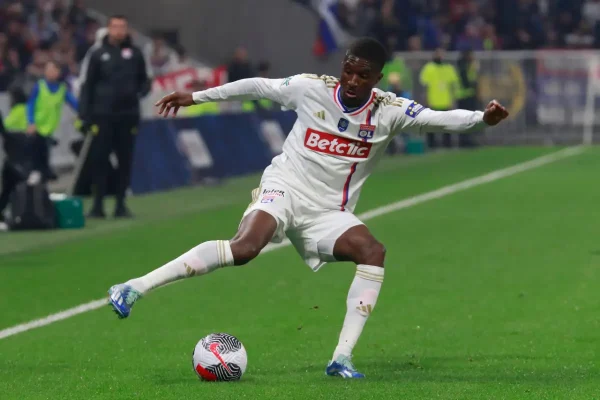 OL: Clinton Mata dans le viseur des clubs d&rsquo;Arabie Saoudite