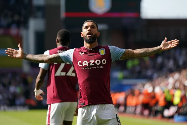 Aston Villa fixe le prix du transfert de Douglas Luiz