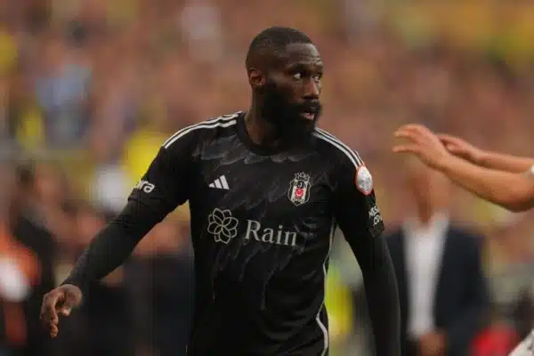 FC Nantes : Arthur Masuaku, remplaçant de Nicolas Cozza