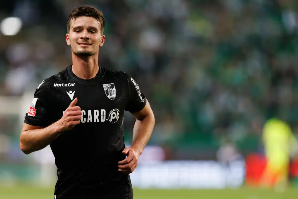 OL targets young Portuguese crack