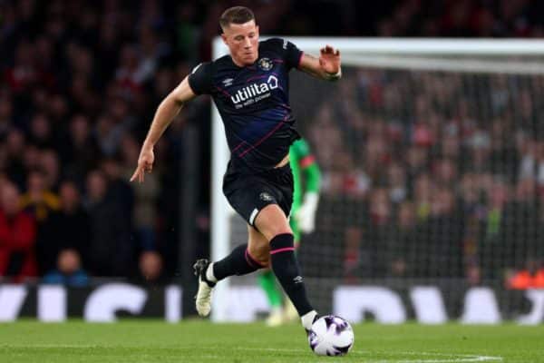 Aston Villa : quatre deals bientôt officialisés après celui de Dobbin !