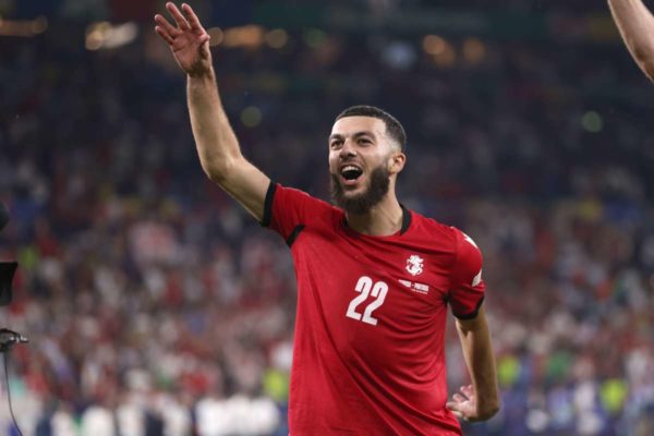 Georges Mikautadze sur les tablettes d'un club de Serie A