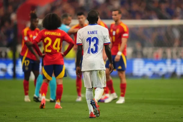 EdF: La fin brutale de la série d&rsquo;invincibilité de Ngolo Kanté