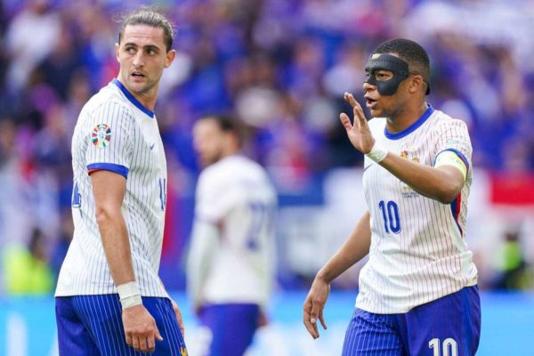 Un international français se propose au FC Barcelone