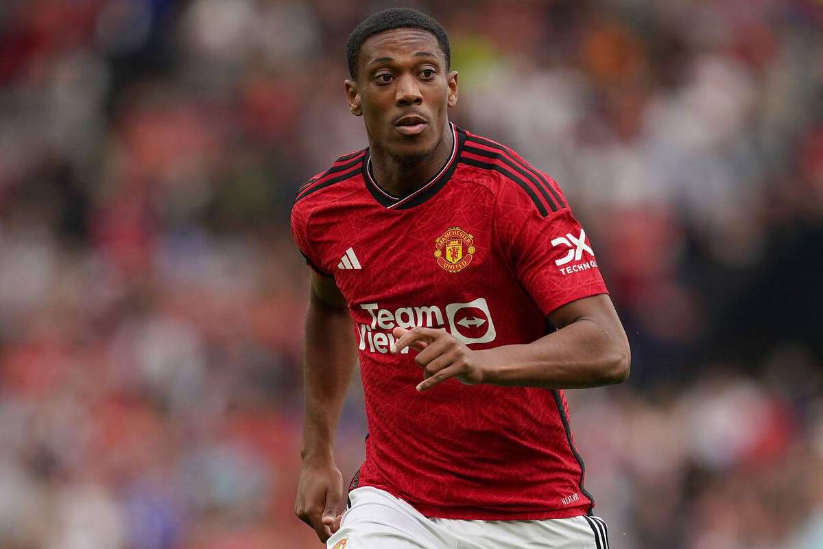 Anthony Martial : Un club légendaire a pris contact pour le relancer
