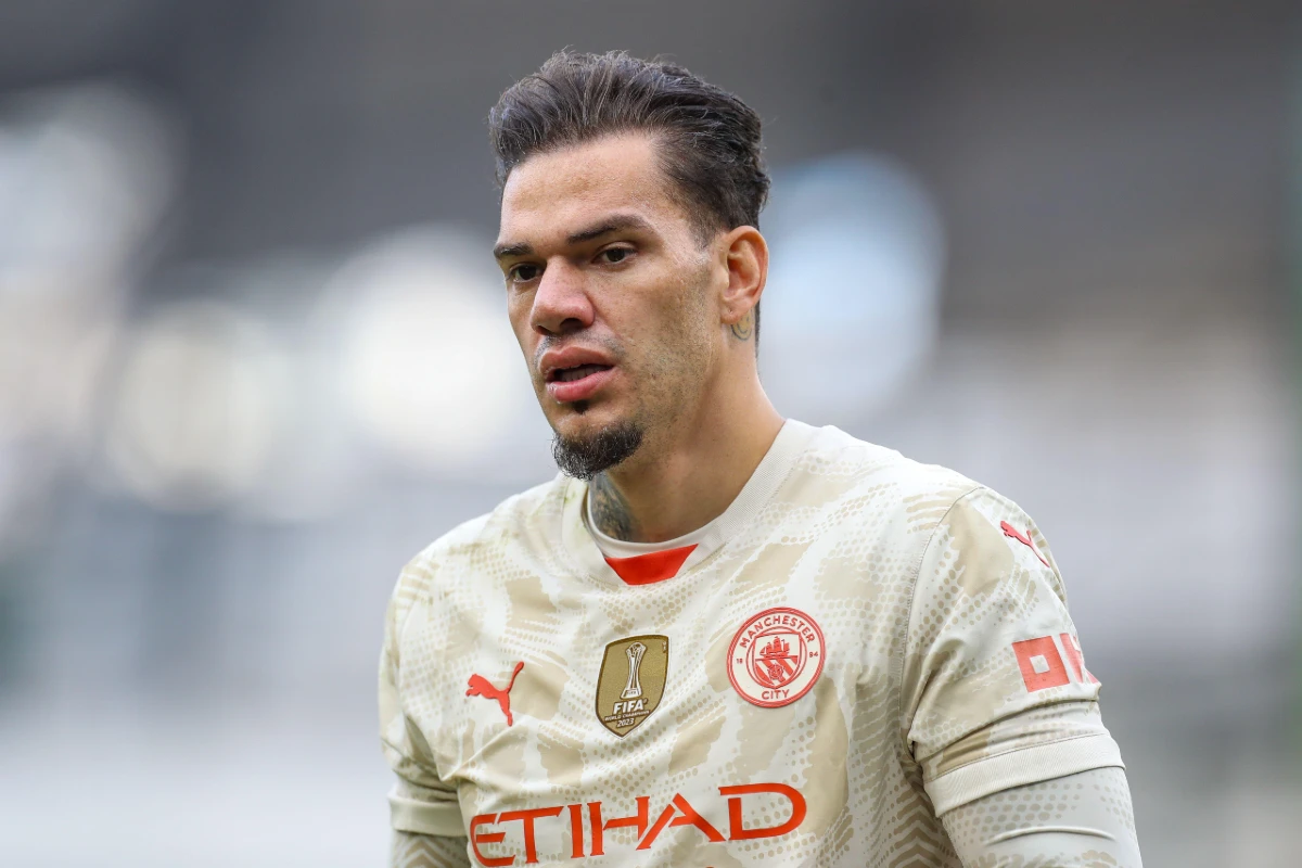 Man City : Ederson lâche une bombe sur son avenir