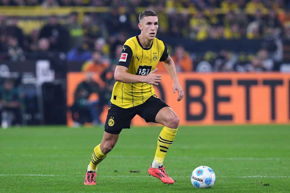 Nico Schlotterbeck visé par le Barça ©Alamy