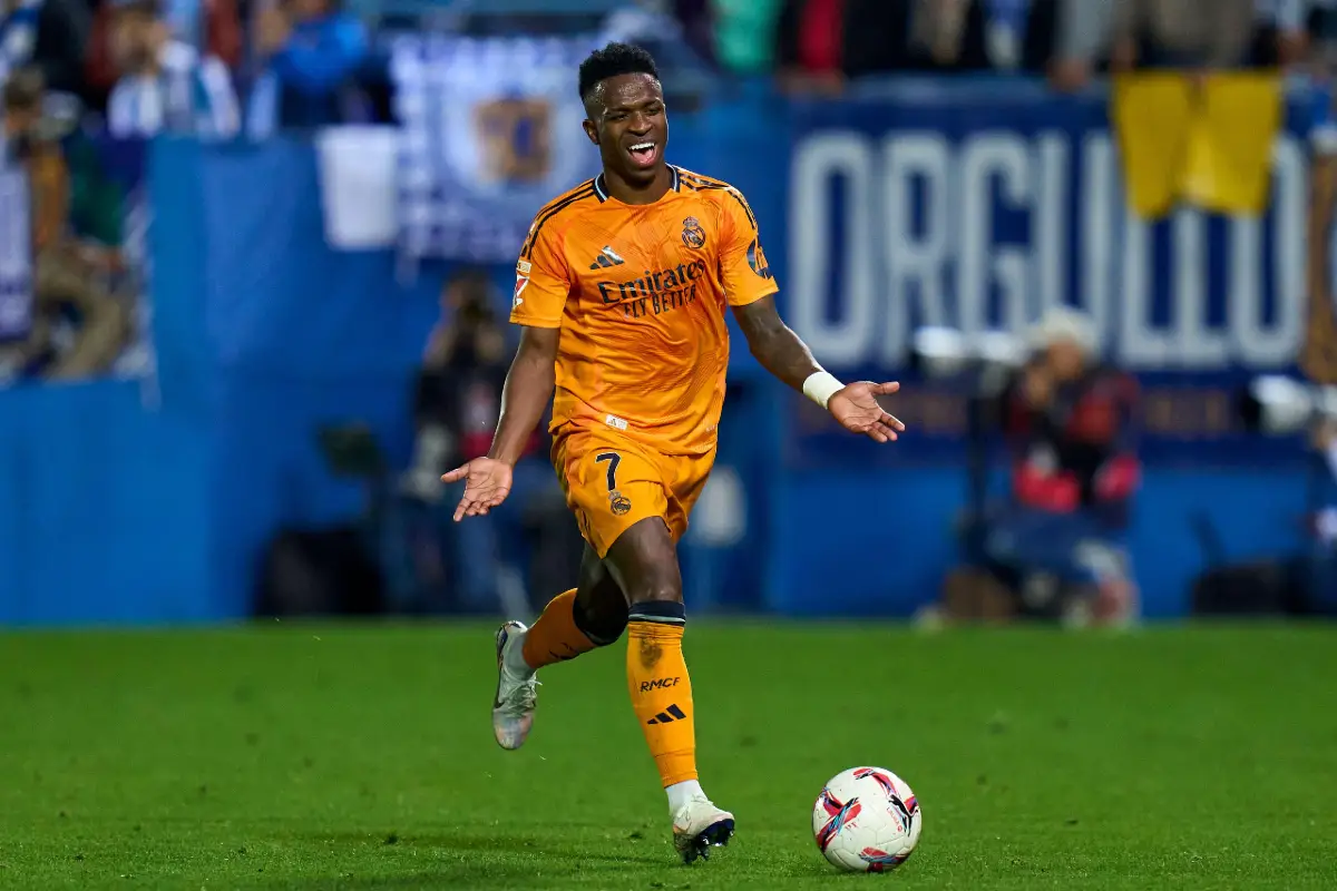 Real Madrid: Sami Khedira guide Vinicius vers le Ballon d’or